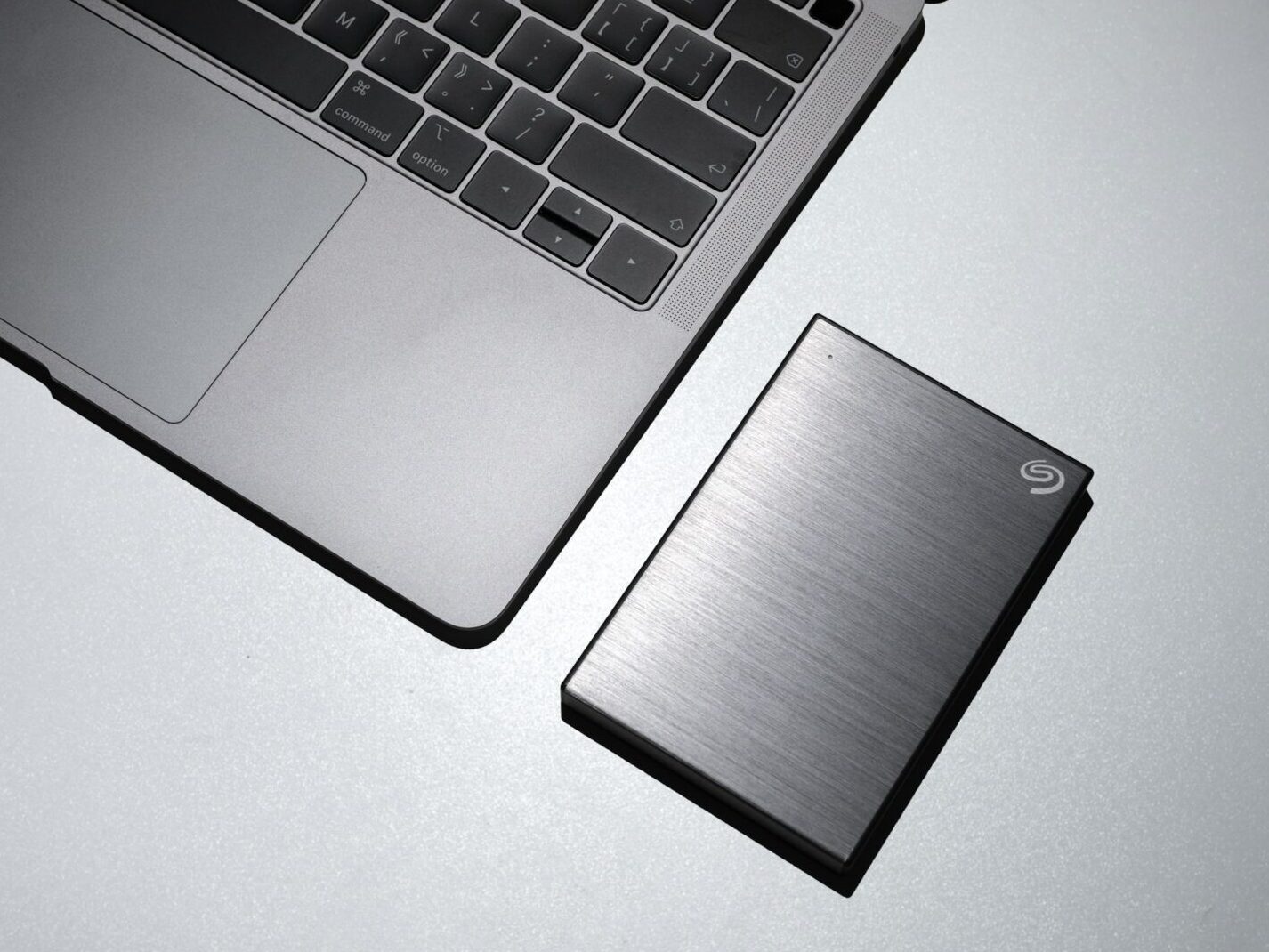 How to Back Up Your Data Like a Pro in 2025