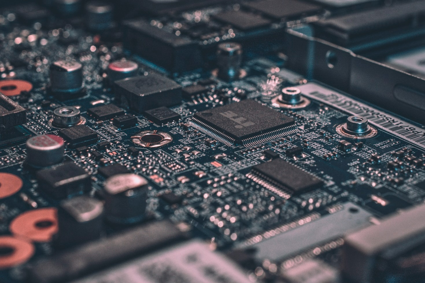How to Choose the Right Tech Partner